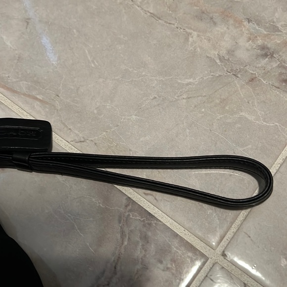 Coach Wristlet - Picture 5 of 16